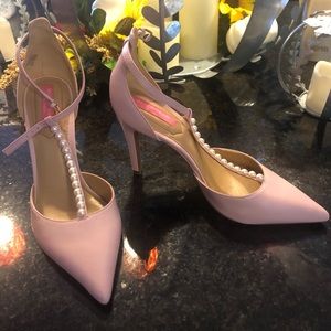 Issac Mizeahi Pink and Pearl heels Size 8.5